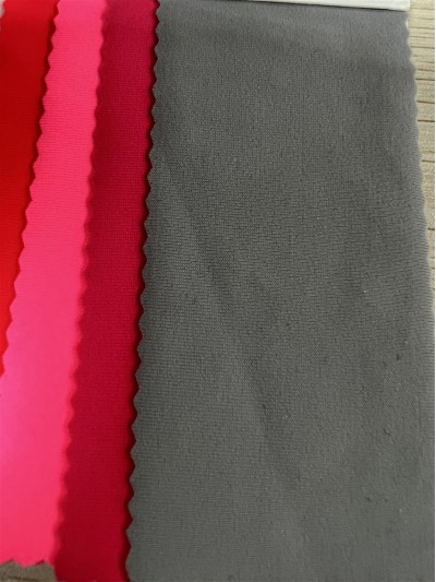 DG-BT recycled nylon matte Lycra Composition: 82% recycled nylon 18% spandex Weight: 200g/㎡ Width: 150CM detail view-7 DG-BT recycled nylon matte Lycra Composition: 82% recycled nylon 18% spandex Weight: 200g/㎡ Width: 150CM detail view-7